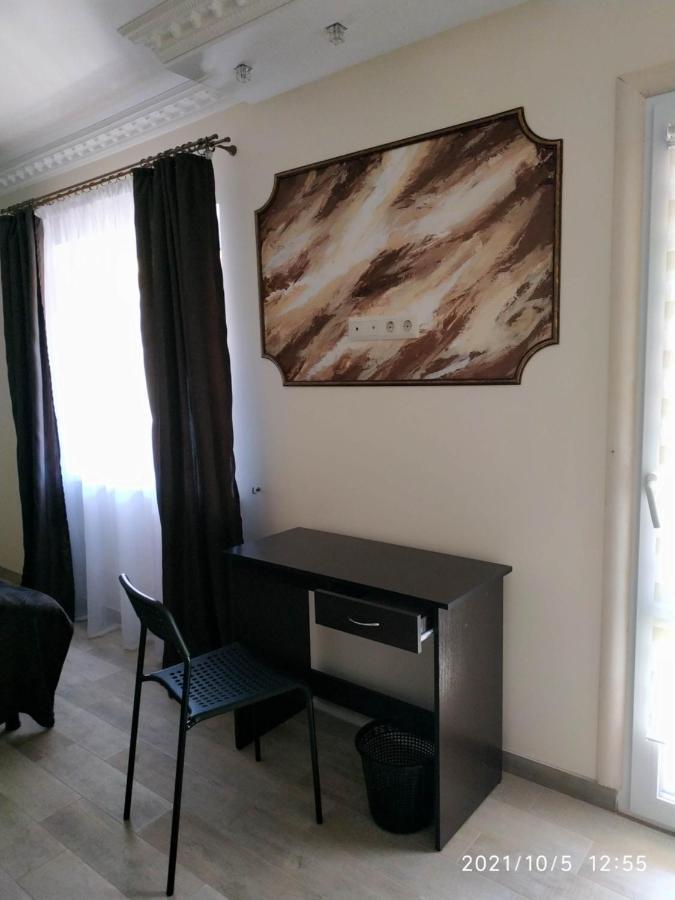Nestg Guest House Pilipets Dış mekan fotoğraf