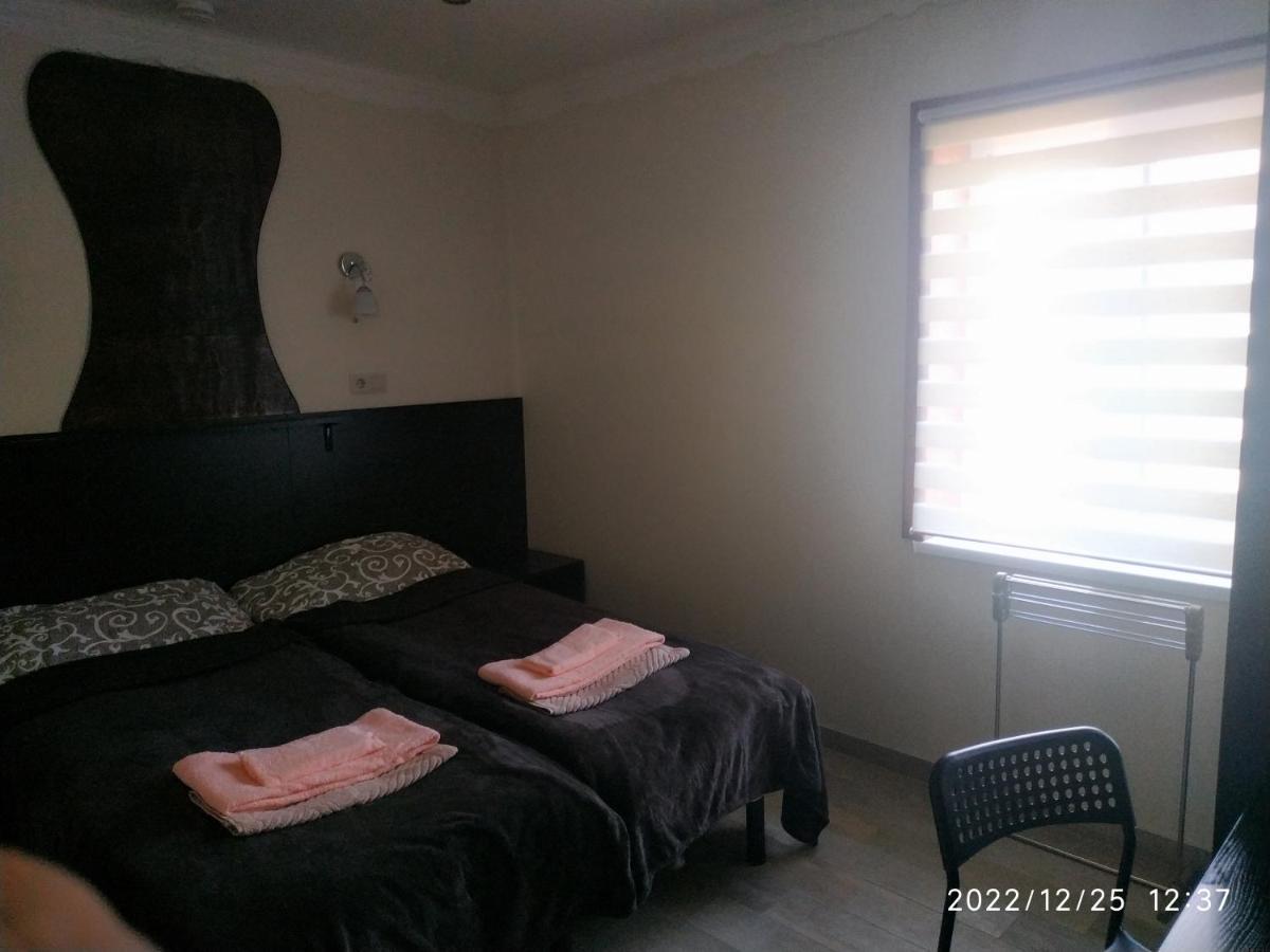 Nestg Guest House Pilipets Dış mekan fotoğraf
