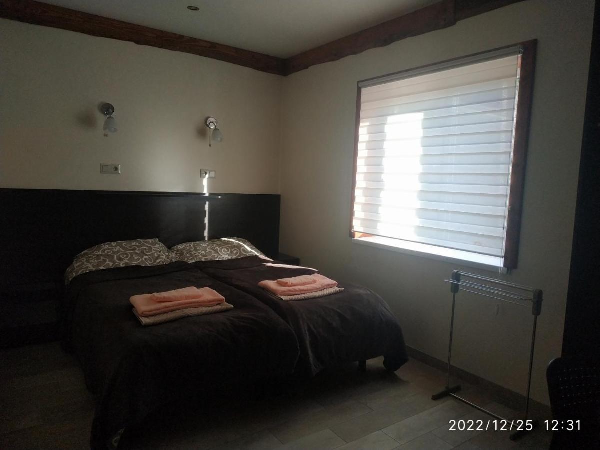 Nestg Guest House Pilipets Dış mekan fotoğraf