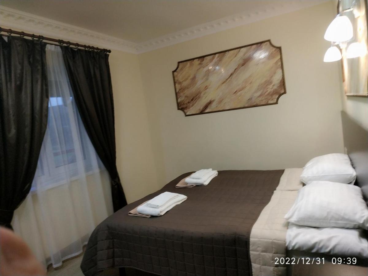 Nestg Guest House Pilipets Dış mekan fotoğraf