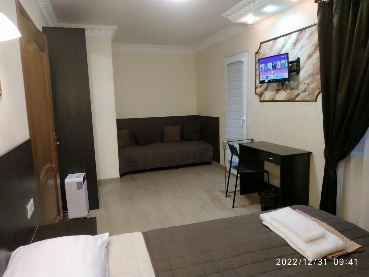 Nestg Guest House Pilipets Dış mekan fotoğraf