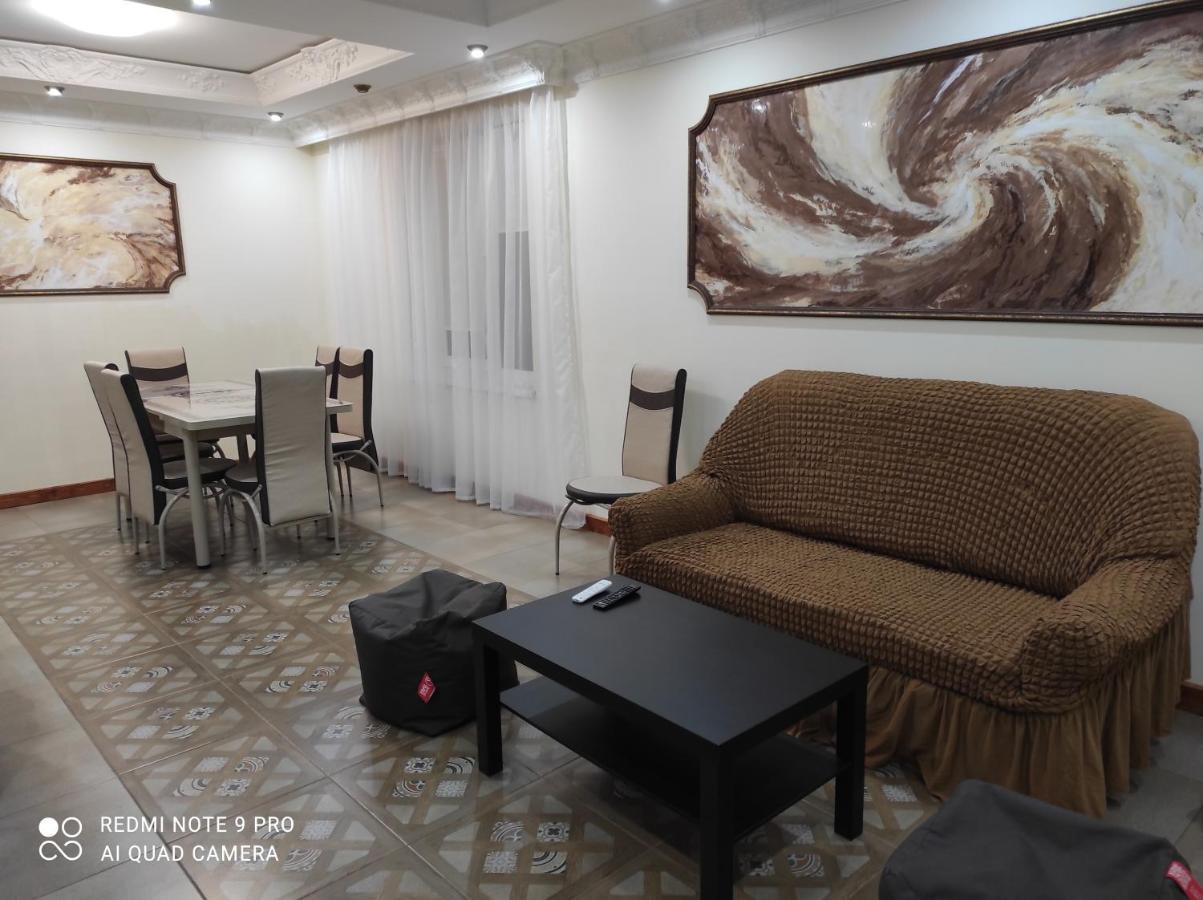 Nestg Guest House Pilipets Dış mekan fotoğraf