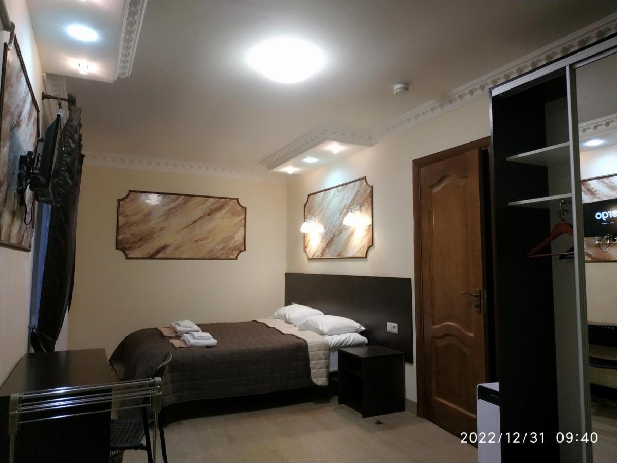 Nestg Guest House Pilipets Dış mekan fotoğraf