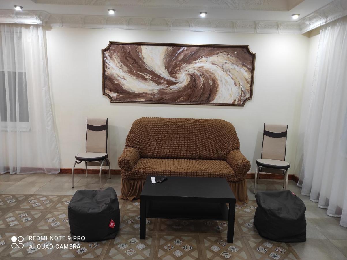 Nestg Guest House Pilipets Dış mekan fotoğraf